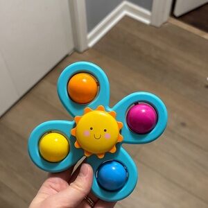 Baby Suction Colorful Sunflower Fidget Spinner Toy